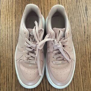 Nike Air Force 1 Pink Sneakers